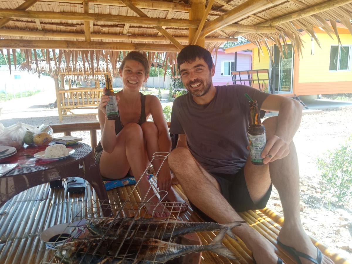 Win Gray Homestay Resort Pathiu Extérieur photo