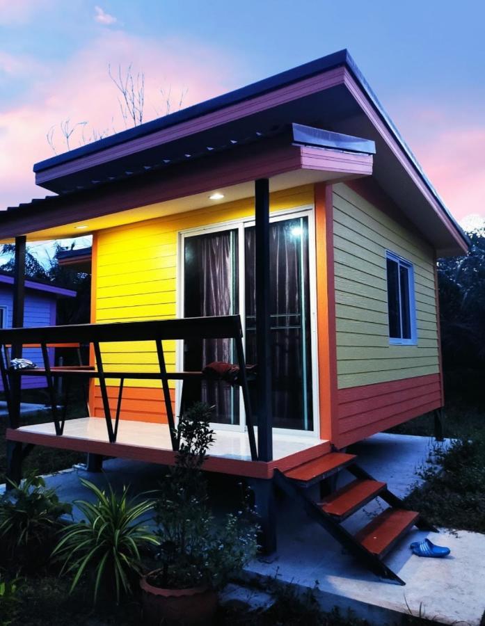 Win Gray Homestay Resort Pathiu Extérieur photo
