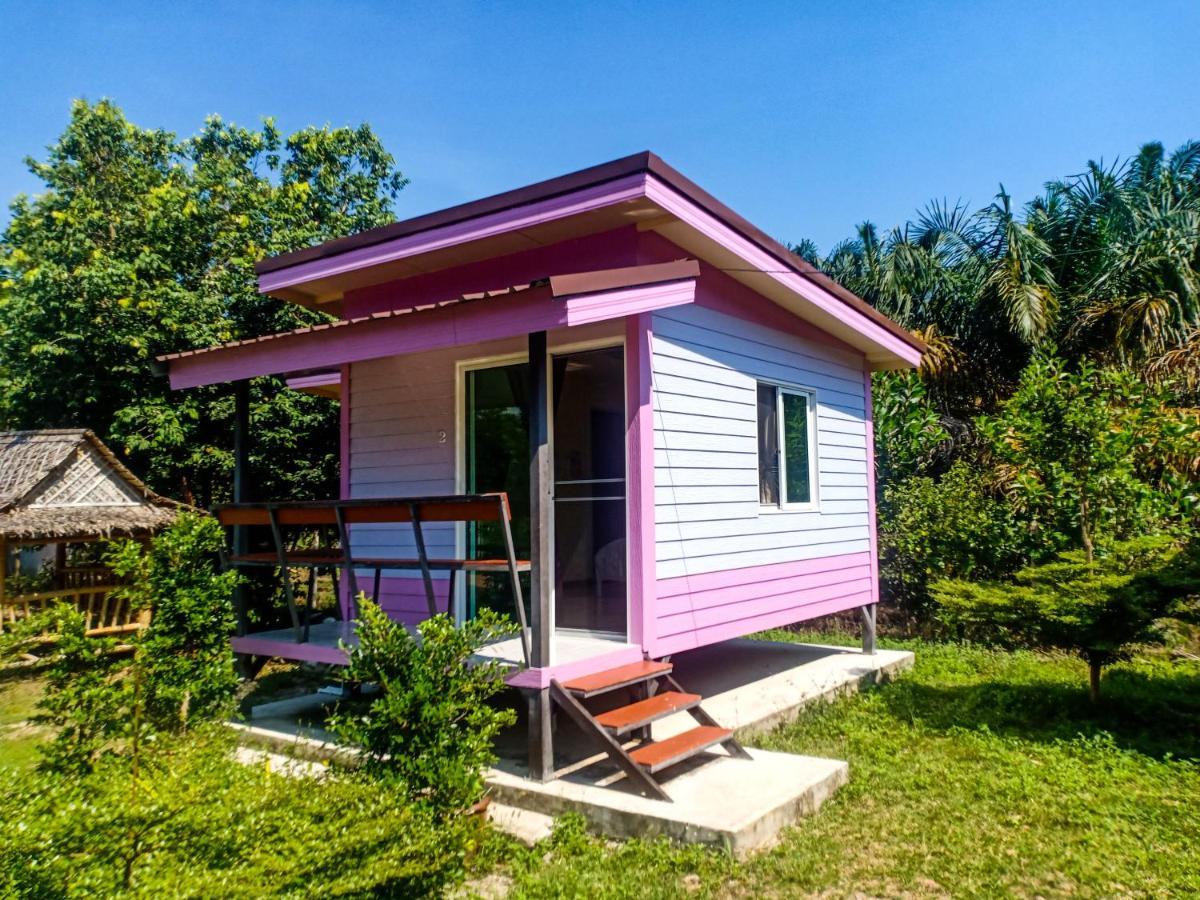 Win Gray Homestay Resort Pathiu Extérieur photo