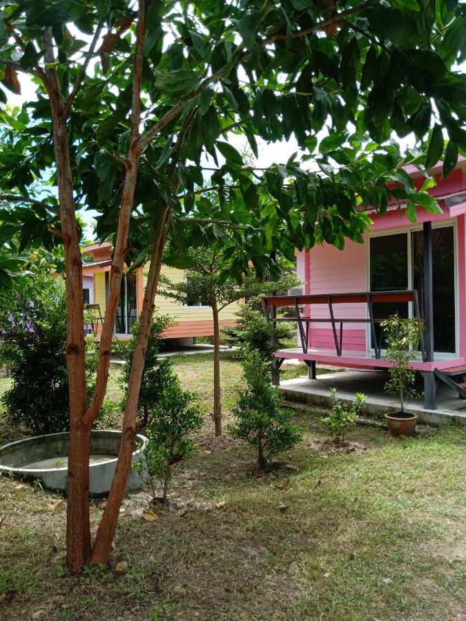 Win Gray Homestay Resort Pathiu Extérieur photo