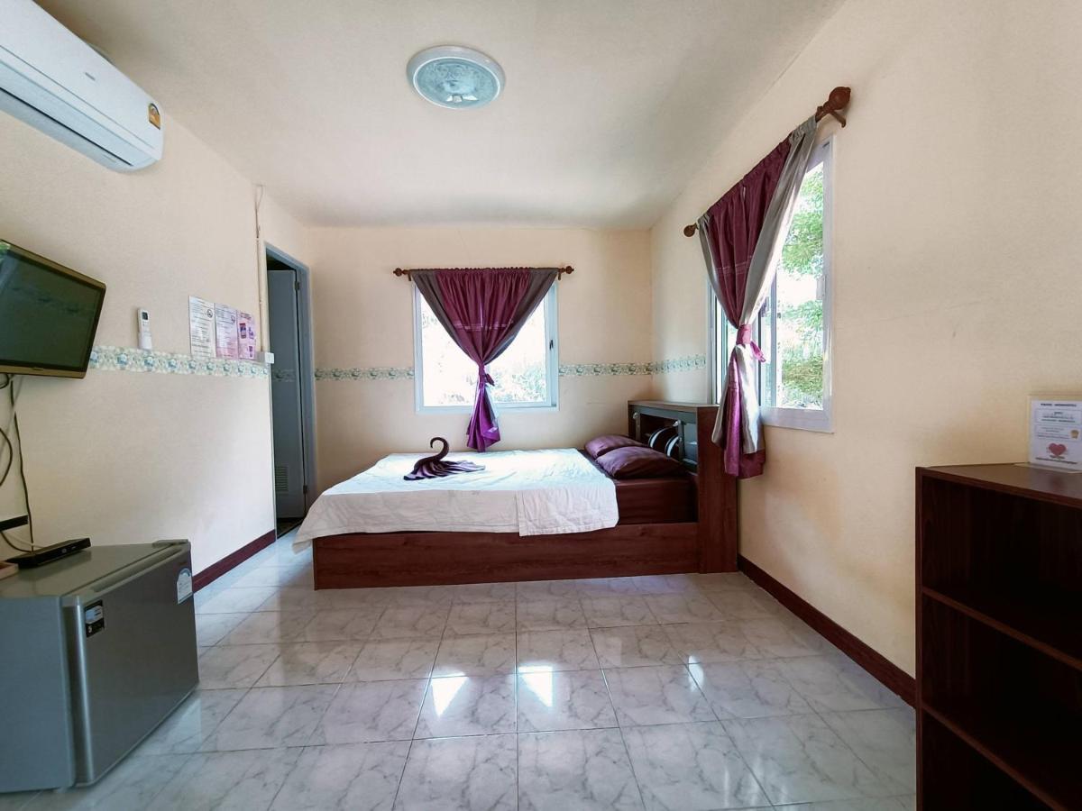 Win Gray Homestay Resort Pathiu Extérieur photo