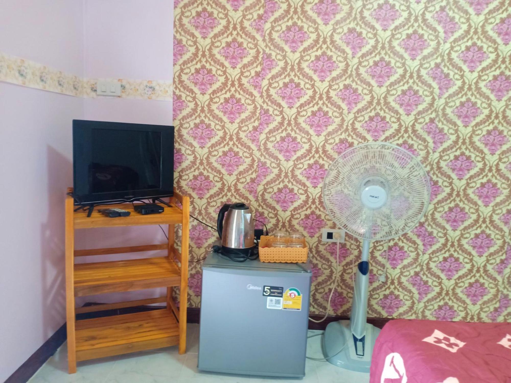 Win Gray Homestay Resort Pathiu Chambre photo