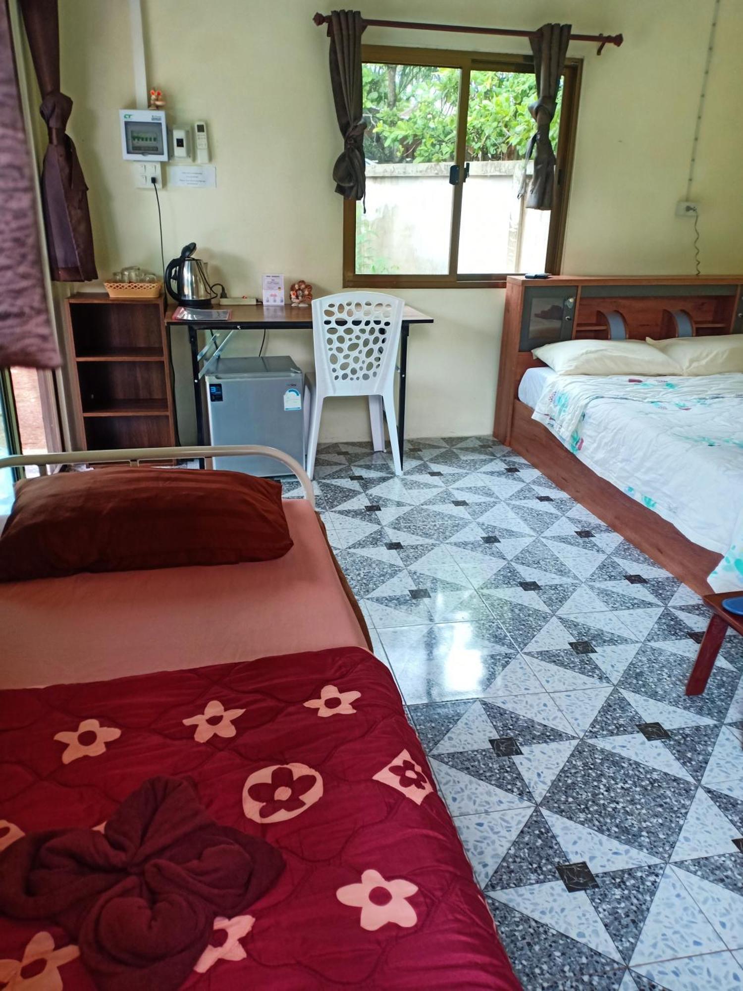 Win Gray Homestay Resort Pathiu Chambre photo