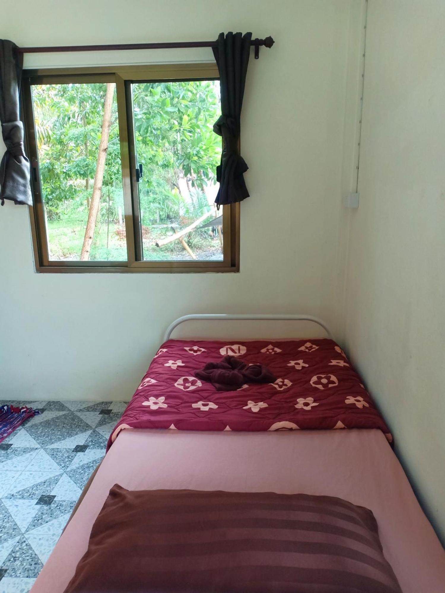 Win Gray Homestay Resort Pathiu Chambre photo