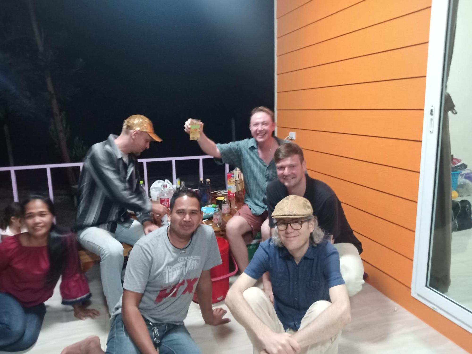 Win Gray Homestay Resort Pathiu Chambre photo